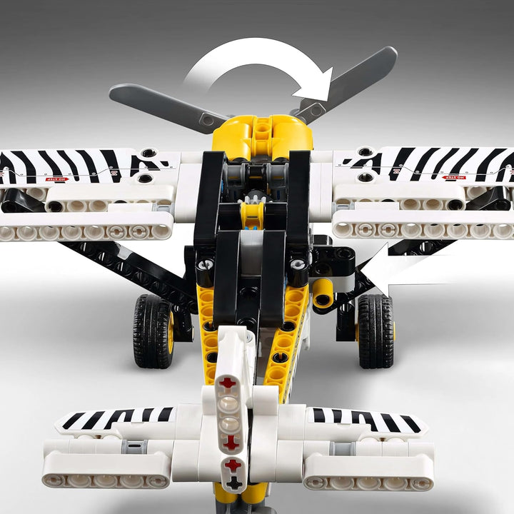 Avion cu elice LEGO Technic, jucărie construibilă pentru copii, cadou pentru băieți și fete de la 8 ani, model de avion cu elice rotativă și motor cu piston cu 4 cilindri 42198 Seturi de constructie Besuche den LEGO-Store