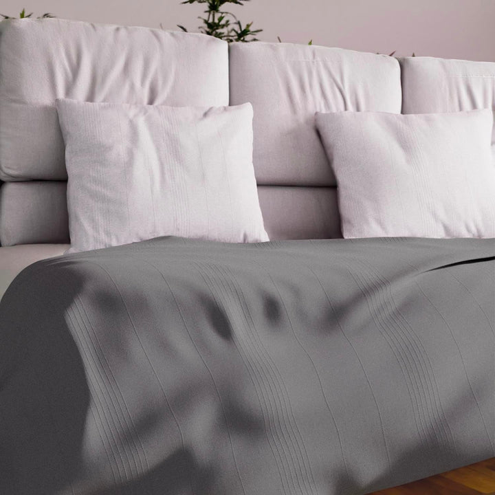 Soleil D'Ocre Adele, Acoperire Zigzag, Aruncată de pe canapea, Polycoton, Albastru, 220 X 240 Cm Plapumi si pilote Naty Shop Gri 180 X 220 Cm