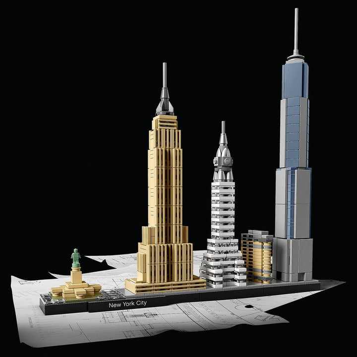 LEGO Arhitectura New York City Set, Skyline Model Kit cu World Trade Centre și Statuia Libertății, Artizanat pentru adulți, Decorațiuni pentru casă și birou, Cadouri pentru femei și bărbați 21028 Seturi de constructie Besuche den LEGO-Store