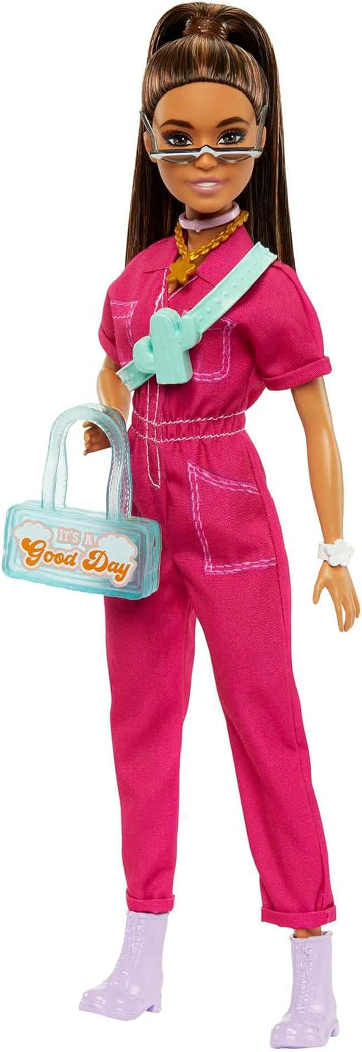 Barbie Ken - păpușă blondă cu cămașă albastră și costum de baie, accesorii de plajă și minge de plajă pentru jocuri creative, pentru copii de la 3 ani, HPL74 Papusi Naty Shop Salopetă roz