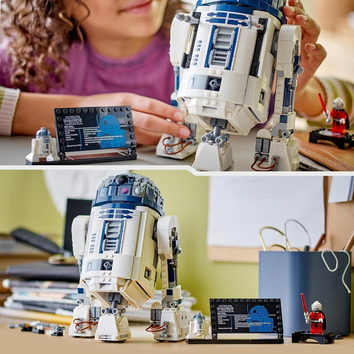 LEGO Star Wars R2-D2, set model pentru copii, băieți și fete, figurină droid construibilă cu minifigurina Darth Malek a 25-a aniversare și placă de decorare, idee de cadou de colecție 75379 Seturi de constructie Besuche den LEGO-Store