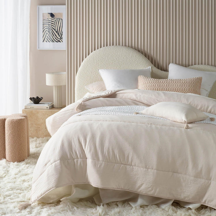 ROOM99 Noemi Cuvertură de pat elegantă în crem 170 X 210 Cm Cuvertură de pat versatilă ca cuvertură de pat sau canapea Pătură de aruncat pentru pat și canapea Stilul quilt Ideal ca cuvertură de pat Paturi si Cuverturi Besuche den ROOM99-Store
