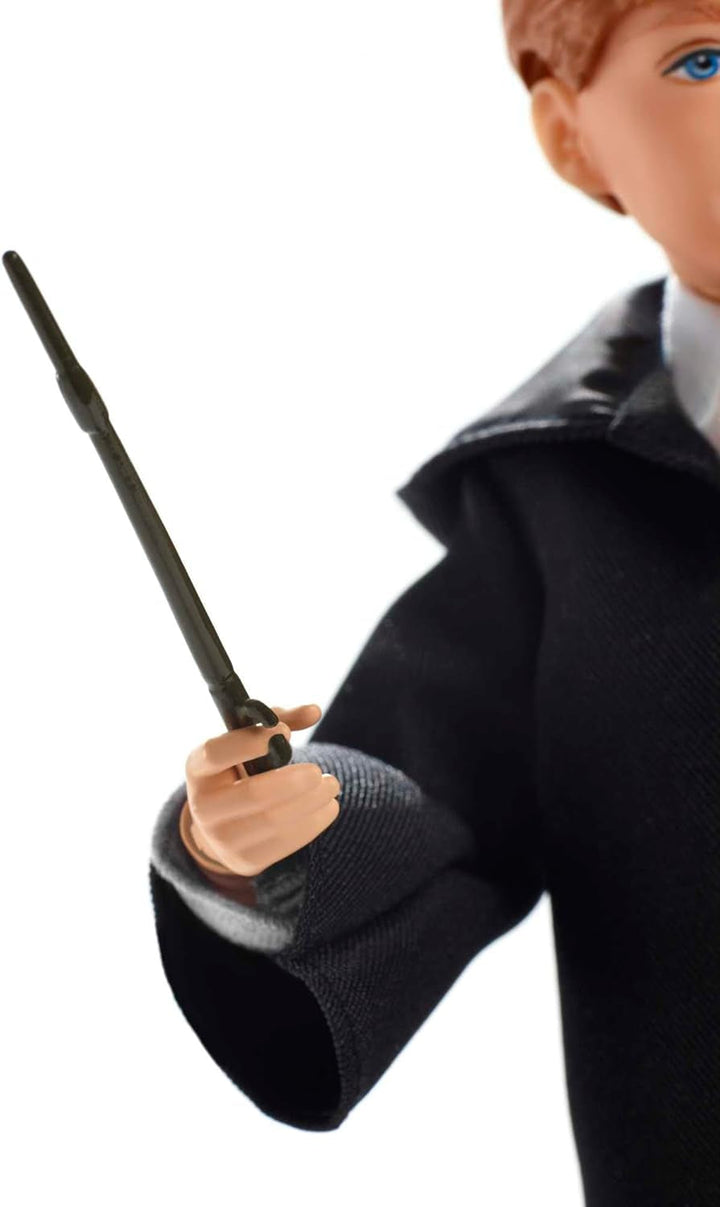 Mattel Harry Potter - Păpușă de colecție Ron Weasley (aprox. 26 cm) cu uniformă Hogwarts, halat Gryffindor și baghetă, jucărie de la 6 ani FYM52 Action figures Naty Shop